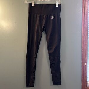 Gym shark compression leggings